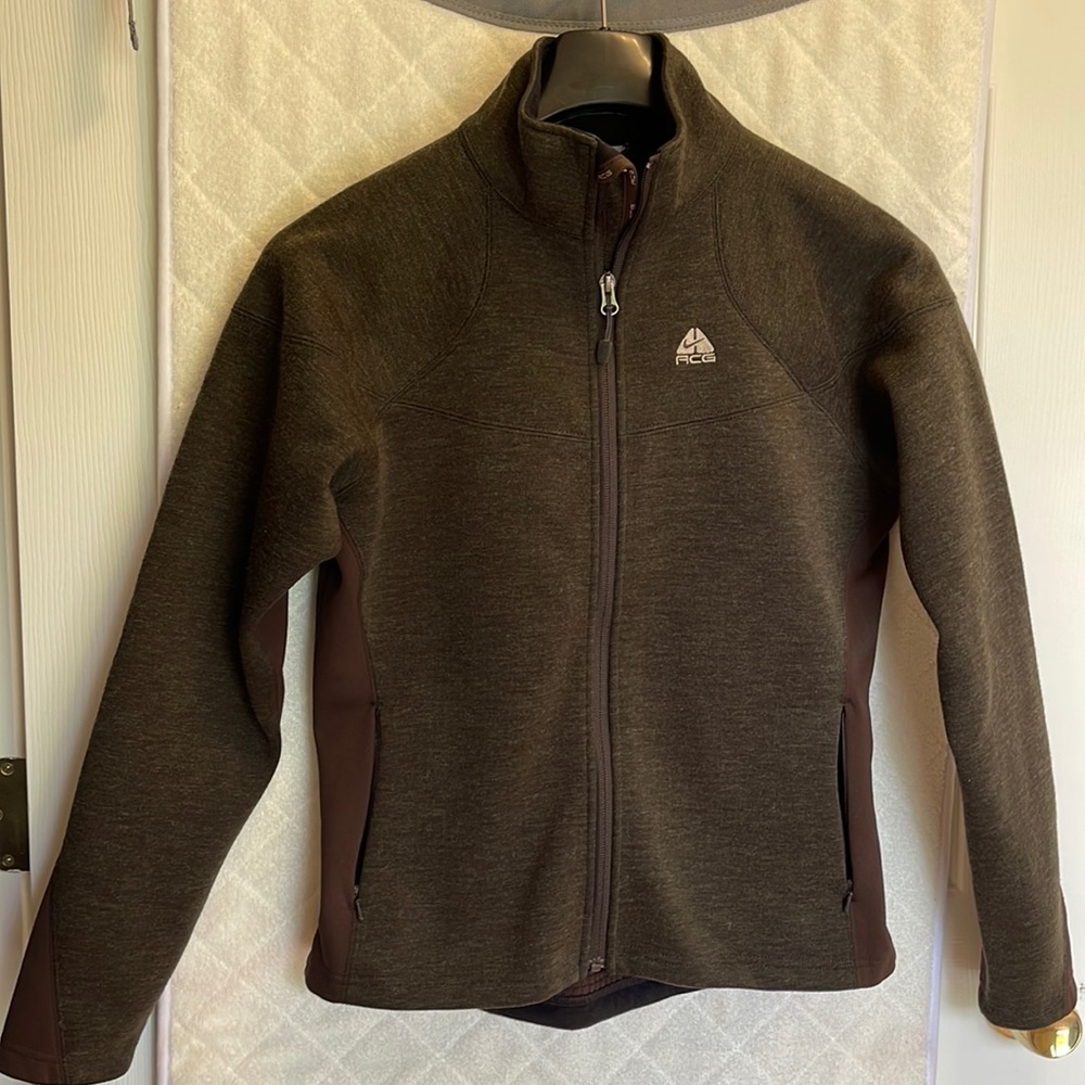 Nike ACG Women's Small Brown Thermal Zip Up Athletic Jacket ACGW0010
